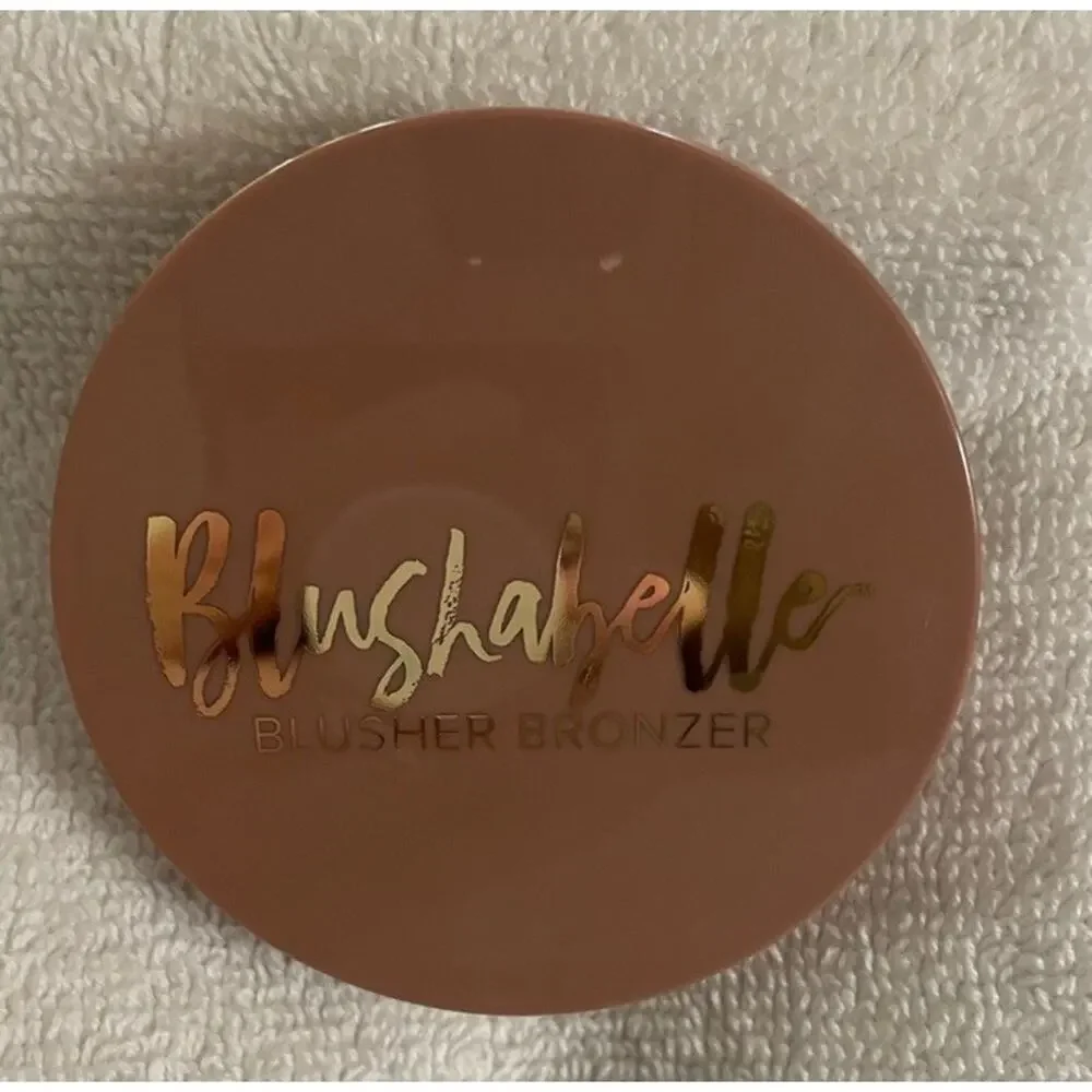 Belle Beauty Blushabelle ISLAND GLOW Blush Bronzer Kim Gravel 0.32 oz NEW